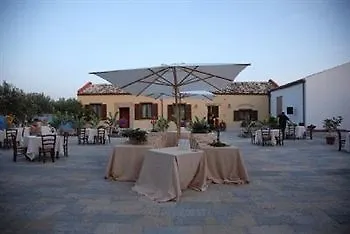 מלון Baglio Cantello 3*